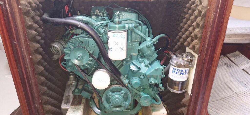 gib_sea_92_moteur_volvo_18_cv
