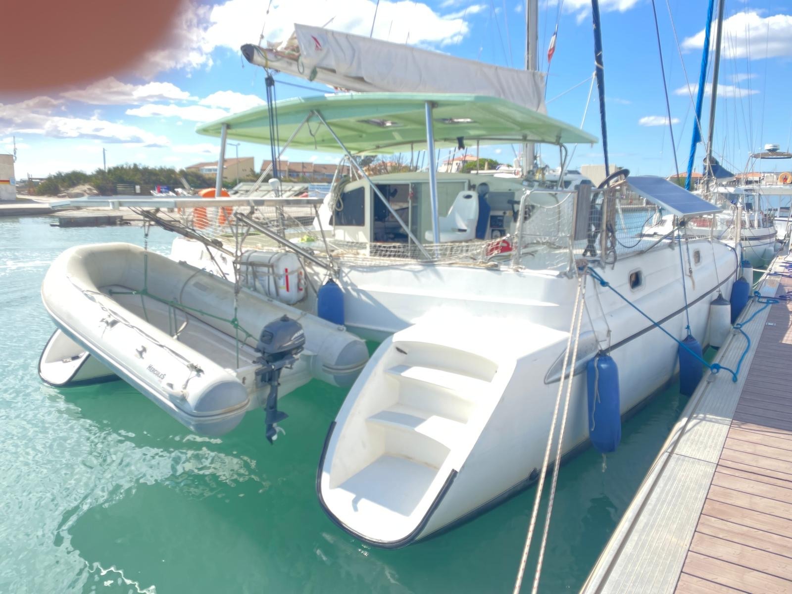 f2991a4f-65ca-4552-8280-aad063c2eead